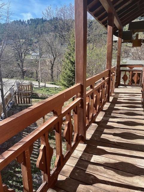 Appartement Avec Vue Et Jardin Formiguères Esterno foto